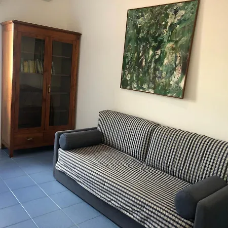 Center With Sea View *