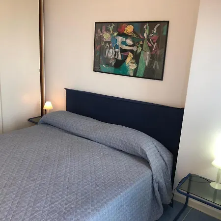 Center With Sea View