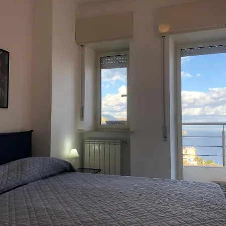 Appartement Center With Sea View *