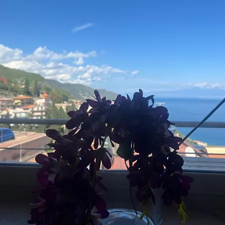 Center With Sea View Апартаменты Таормина